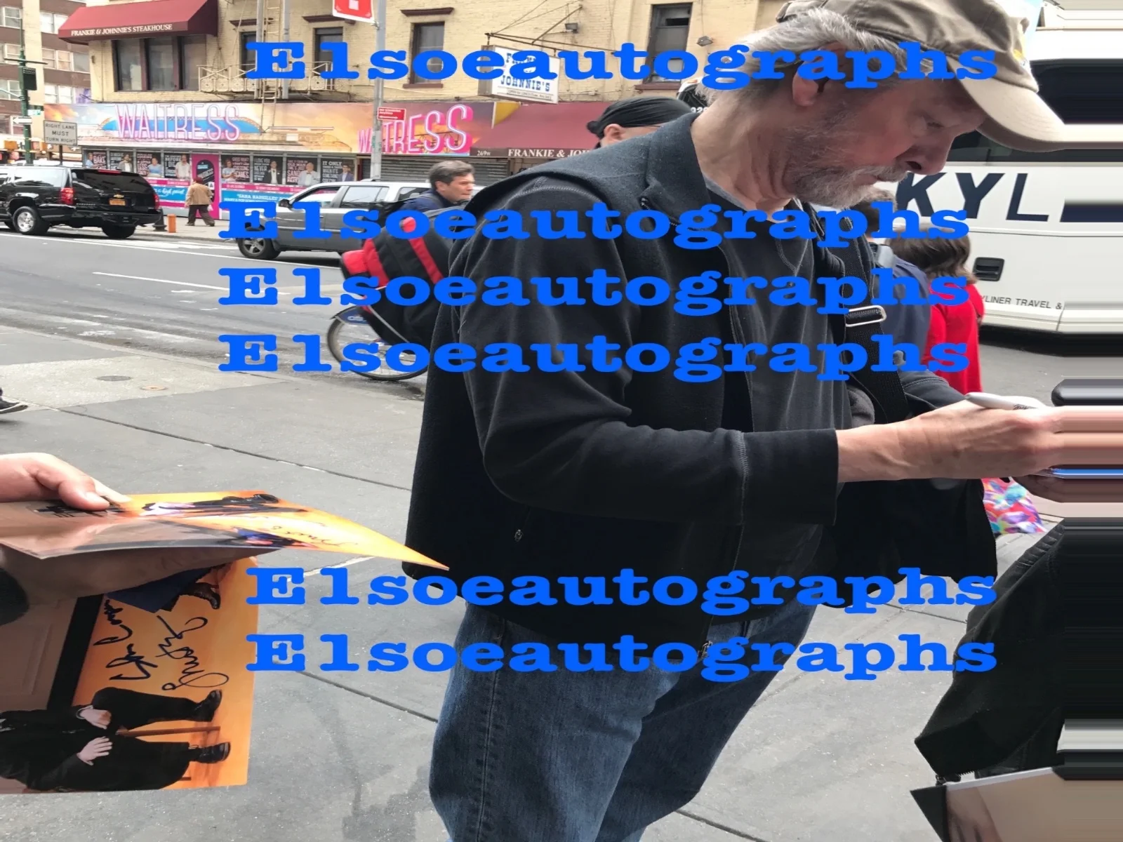 chris cooper, laurie metcalf — Chris Cooper & Laurie Metcalf signed A Doll's House 8x10 Photo - In Person Proof, изображение 2