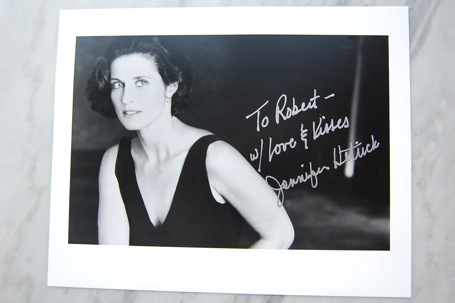 Star Trek TNG Autograph - Jennifer Hetrick, Vash, signed 10x8 photo with CoA, image 2