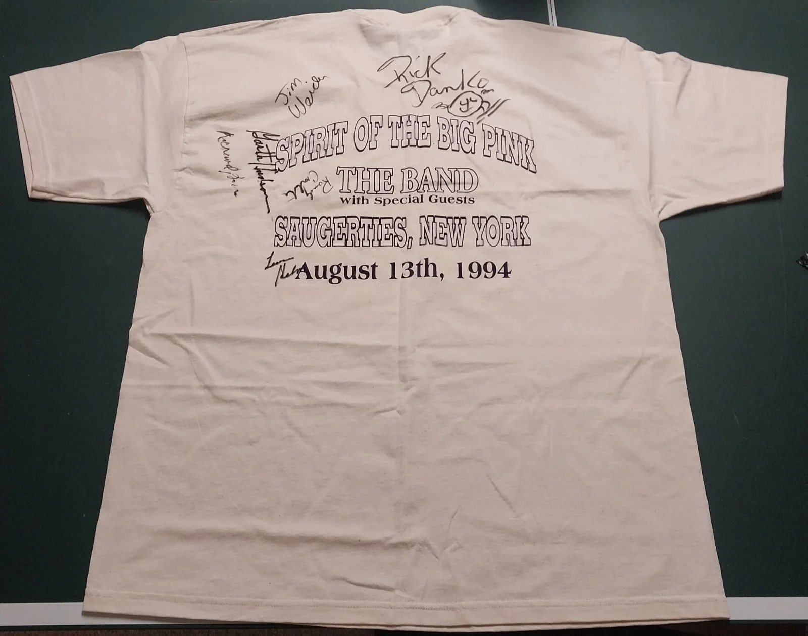 THE BAND signed concert T-shirt with COA Levon Helm, Rick Danko, image 2