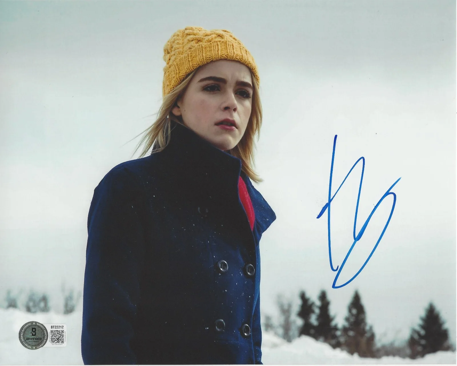 KIERNAN SHIPKA SIGNED CHILLING ADVENTURES OF SABRINA 8x10 PHOTO A TV BECKETT COA, изображение 2