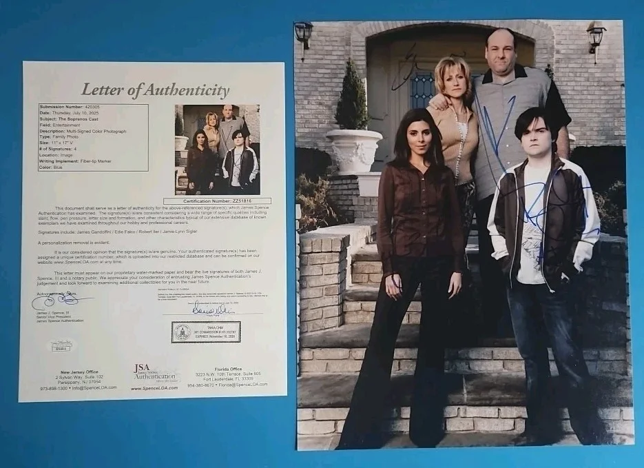 James Gandolfini, Edie Falco, Rober Iler, Jamie Lynn Sigler — JAMES GANDOLFINI +3 CAST SIGNED SOPRANOS 11"X14" PHOTO WITH JSA COA LOA psa bas