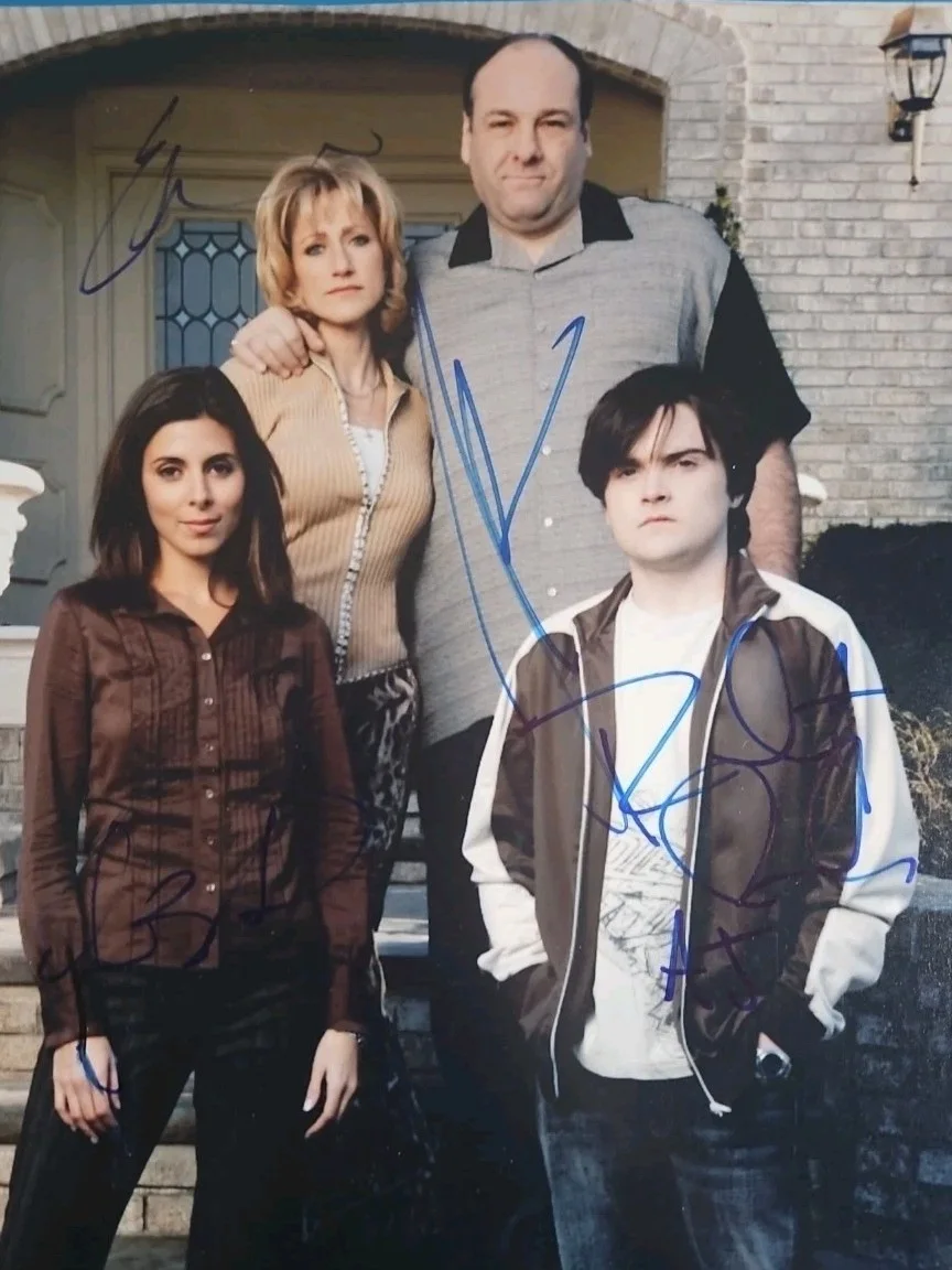 James Gandolfini, Edie Falco, Rober Iler, Jamie Lynn Sigler — JAMES GANDOLFINI +3 CAST SIGNED SOPRANOS 11"X14" PHOTO WITH JSA COA LOA psa bas, изображение 4