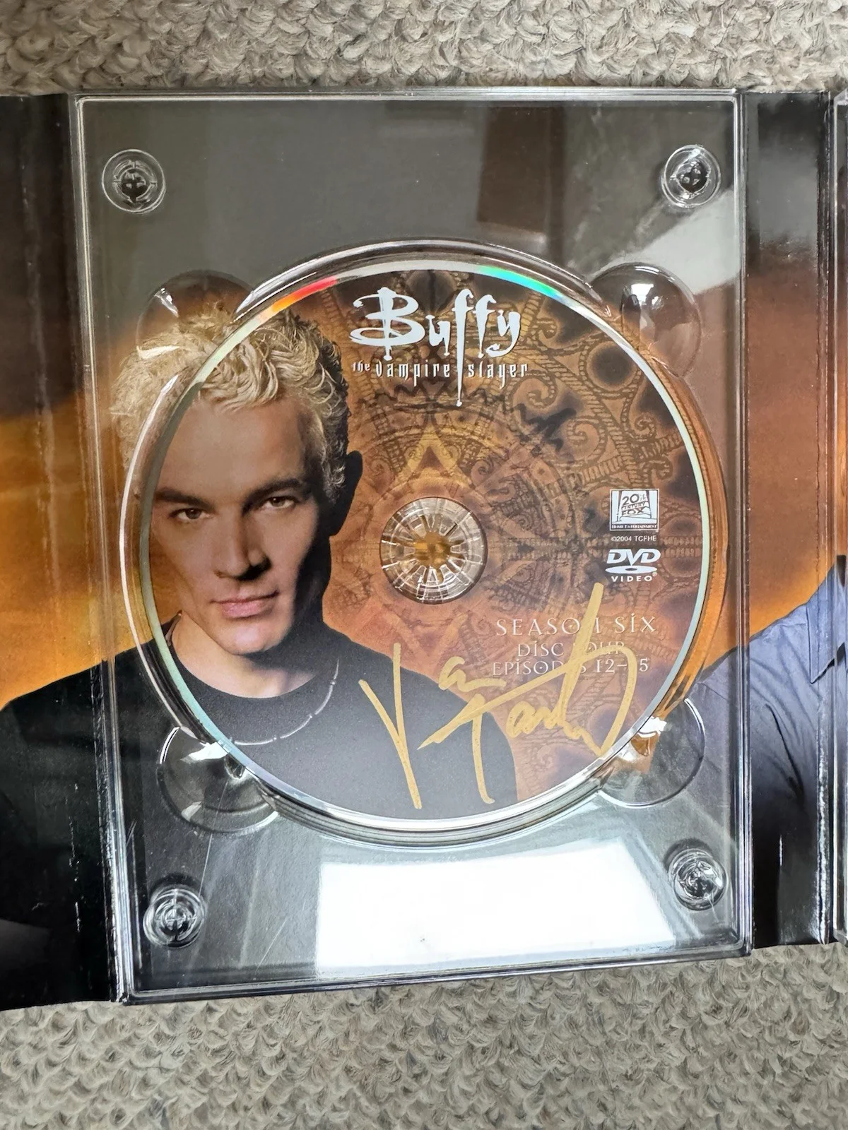 Nicholas Brendon — Buffy the Vampire Slayer Season 6 DVD SIGNED NICHOLAS BRENDON AUTOGRAPH MARSTERS, изображение 3
