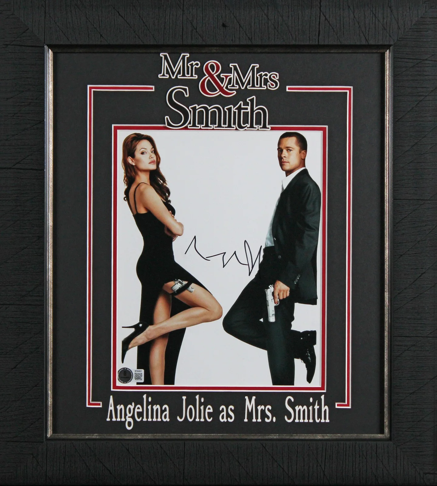 Angelina Jolie — Angelina Jolie Mr. & Mrs. Smith Authentic Signed 8x10 Framed Photo BAS #BT04837