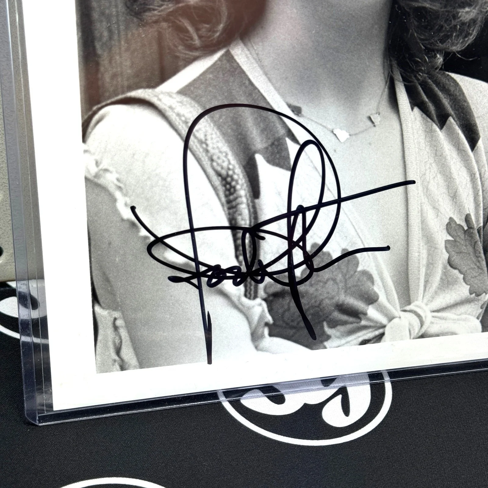 Jodie Foster — JODIE FOSTER Signed 8x10 Photo PSA DNA Certified Autograph TAXI DRIVER Auto, изображение 2