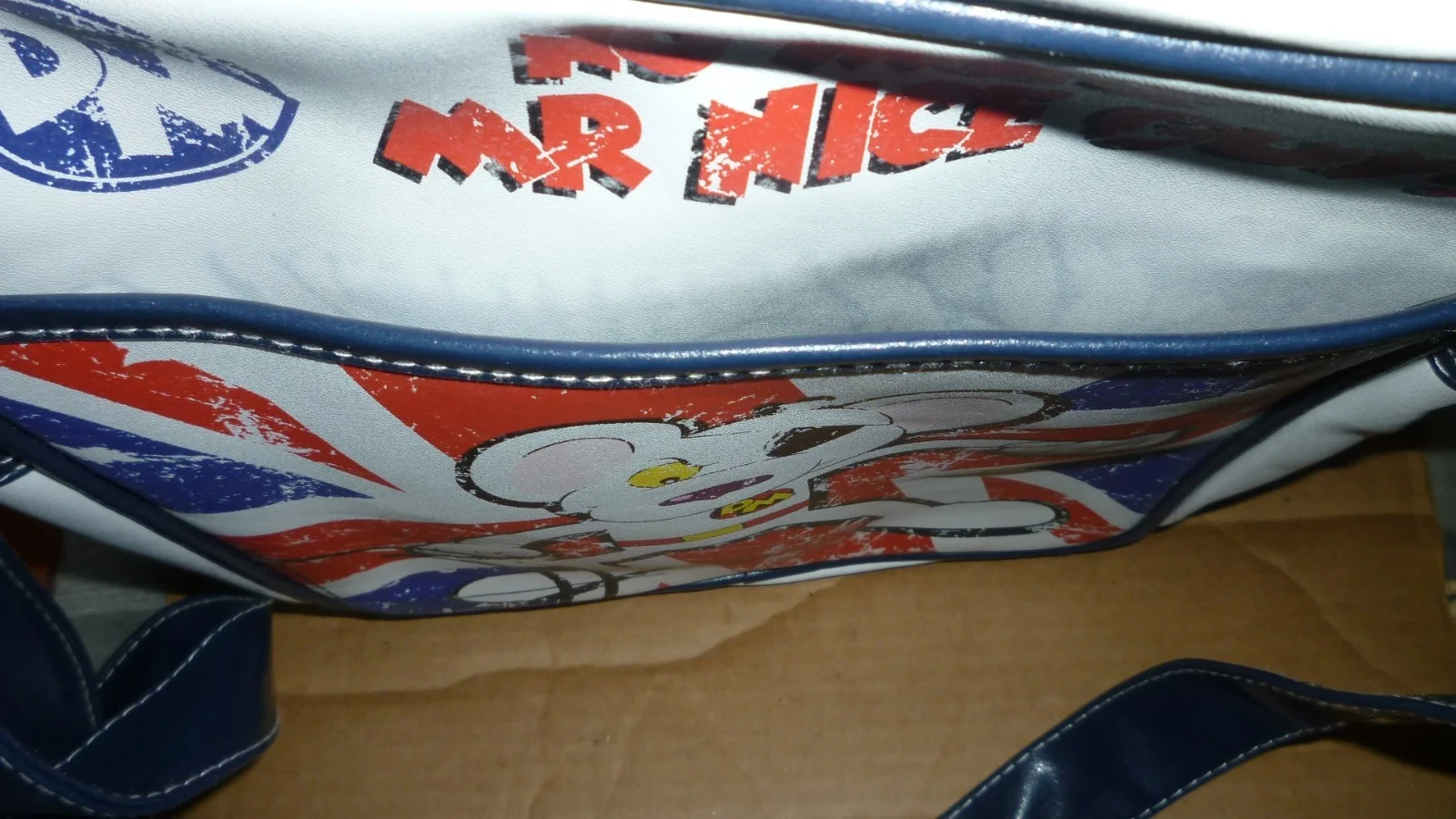 Danger Mouse Shoulder Bag / Satchel, about 25 x 32 x 9cm, Very Good Condition, изображение 5