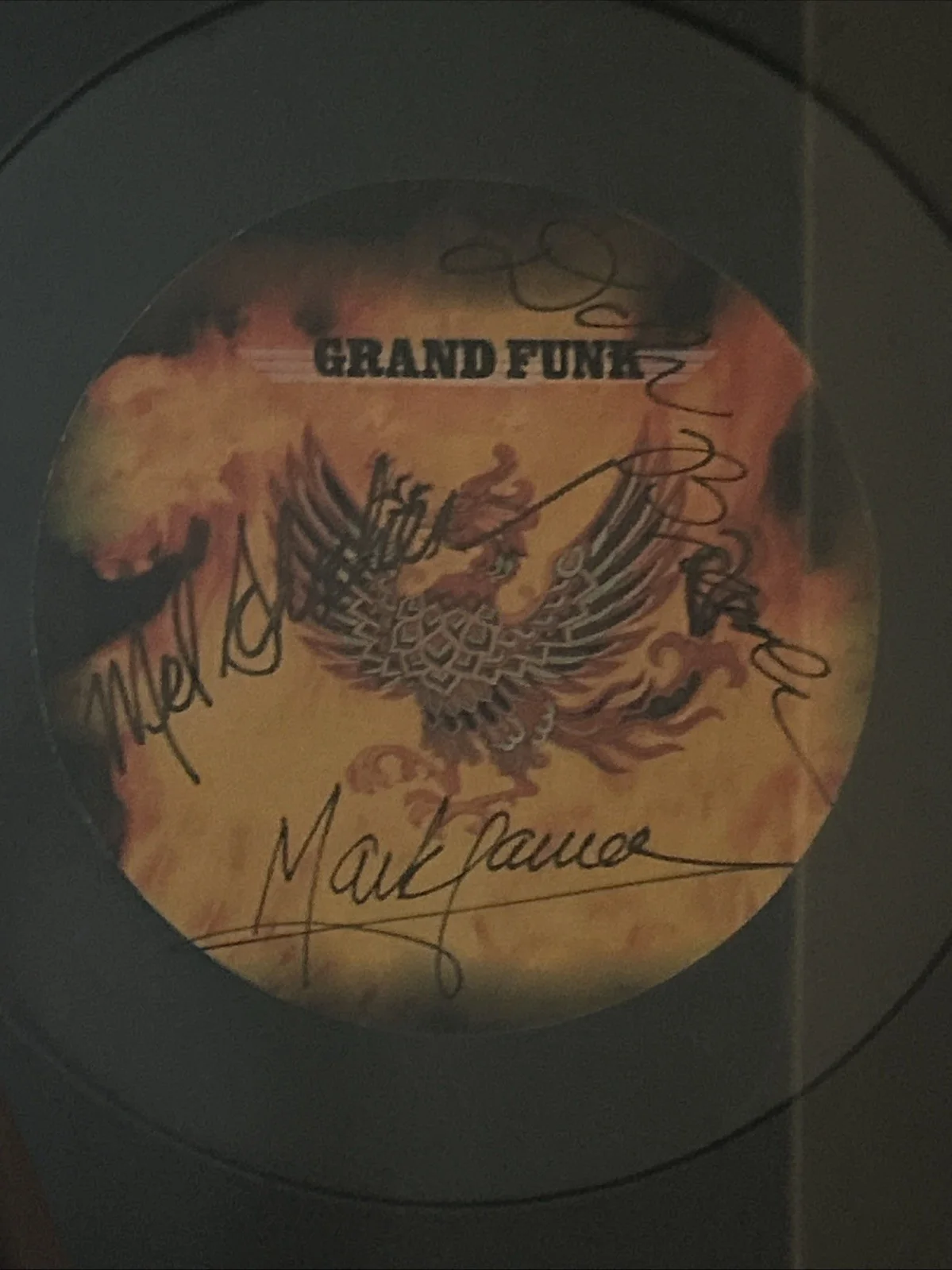 Grand Funk Railroad Signed Drum Head 3 Autos w/ COA Framed Mark Farner Brewer, изображение 2