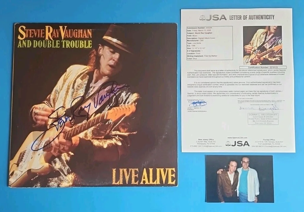 STEVIE RAY VAUGHN SIGNED IN PERSON "LIVE" RECORD ALBUM + JSA COA LOA PHOTO PROOF, изображение 5