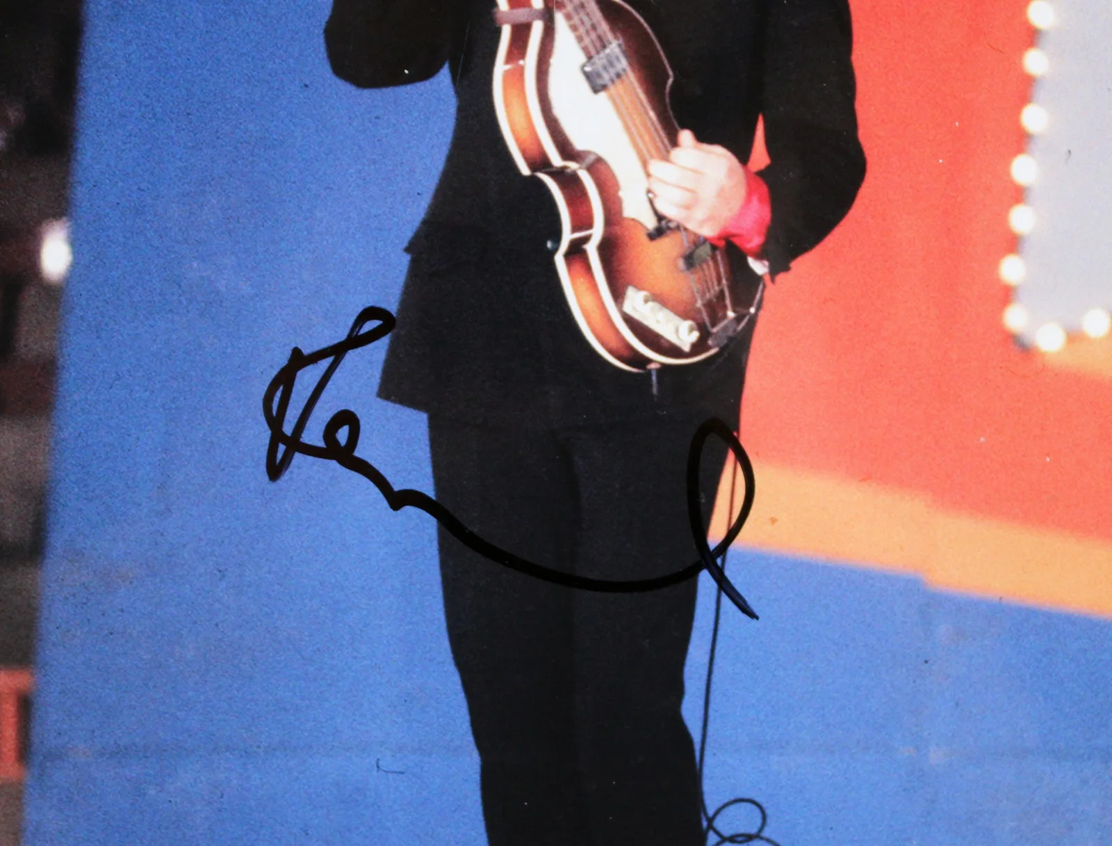 Paul McCartney — Paul McCartney The Beatles Authentic Signed 8x10.5 Vertical Photo JSA #ZZ71790, image 2