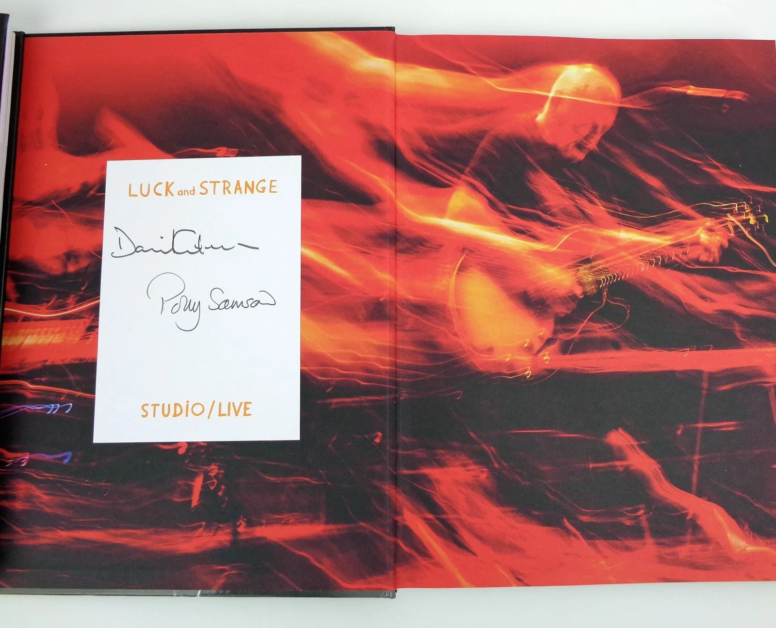 David Gilmour Pink Floyd Signed Autograph Luck And Strange Live Book PSA/DNA COA, image 3