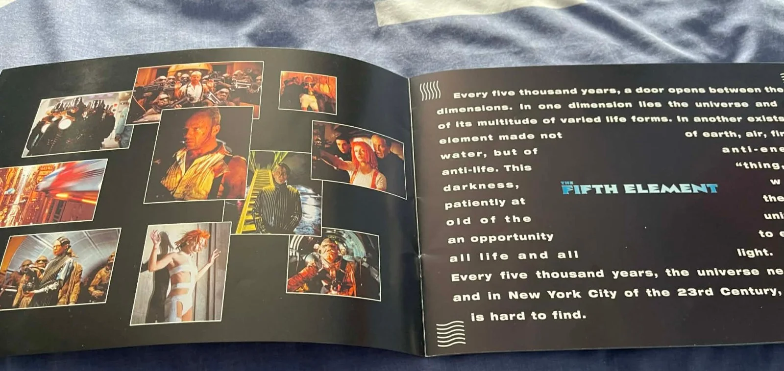 The Fifth Element - UK Press Book, image 3