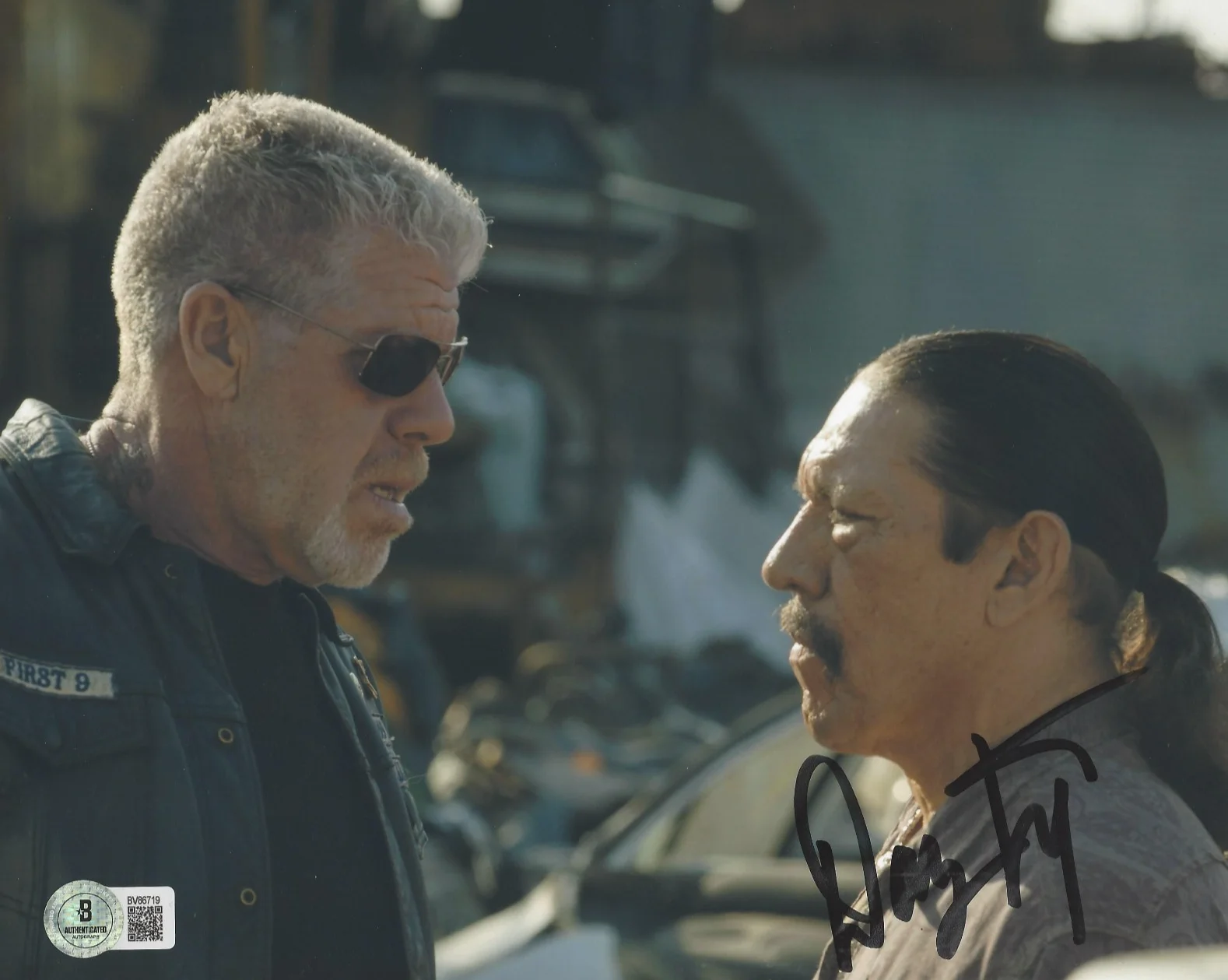 DANNY TREJO SIGNED 'SONS OF ANARCHY' ROMEO 8x10 PHOTO TV SHOW BECKETT BAS COA, изображение 2