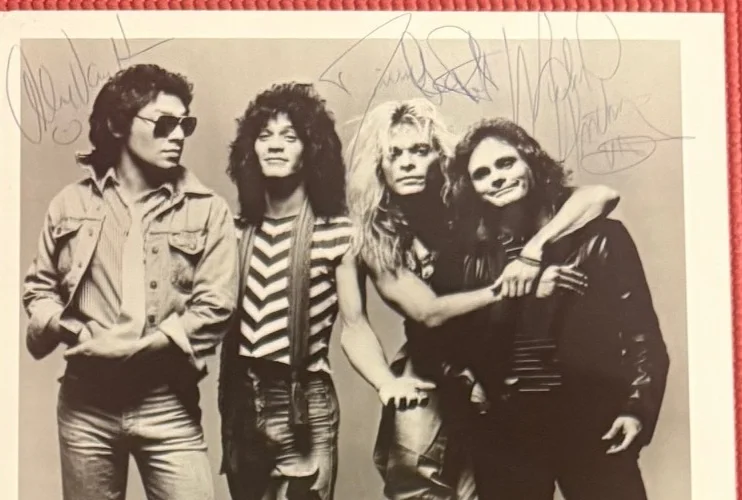 BECKETT LOA signed VAN HALEN x3 autographed 8"x 10" PROMO PHOTO 1981 Roth Era, изображение 3