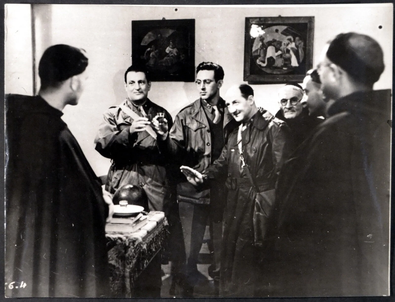 PAISA 1948 Roberto Rossellini Camela Sazio, Robert Van Loon 2 STILLS, image 2