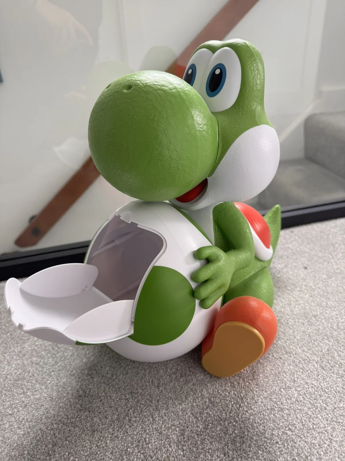 New Super Mario galaxy Yoshi popcorn bucket Odeon exlusive 2026, image 3