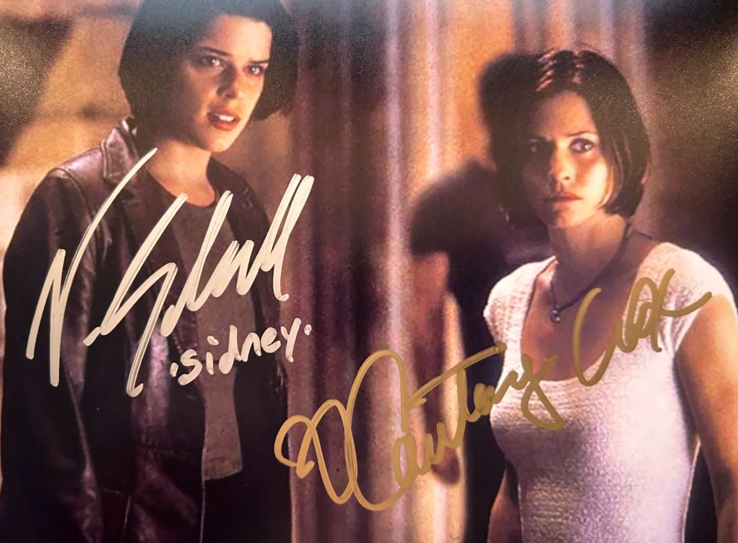 Neve Campbell, Courtney Cox — SCREAM: Signed 8x10" (Neve Campbell, Courtney Cox) Authentic Autograph w/COA, изображение 3