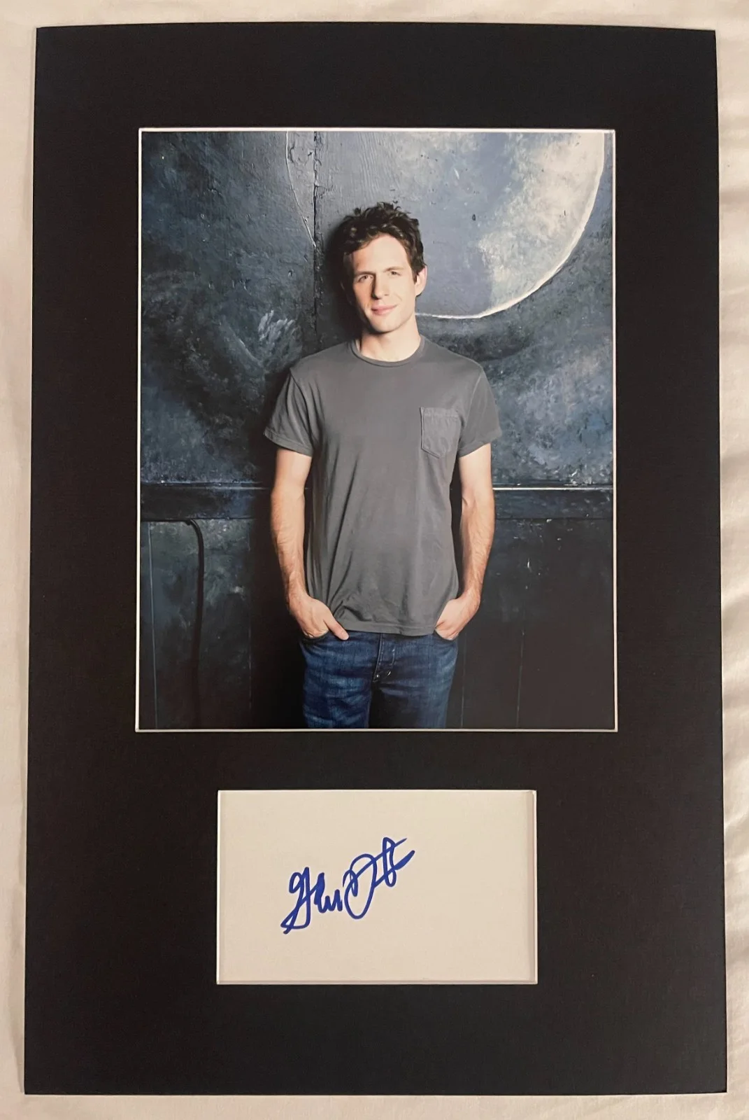GLENN HOWERTON — Glenn Howerton It's Always Sunny matted signed index card with photo 11x17 #1