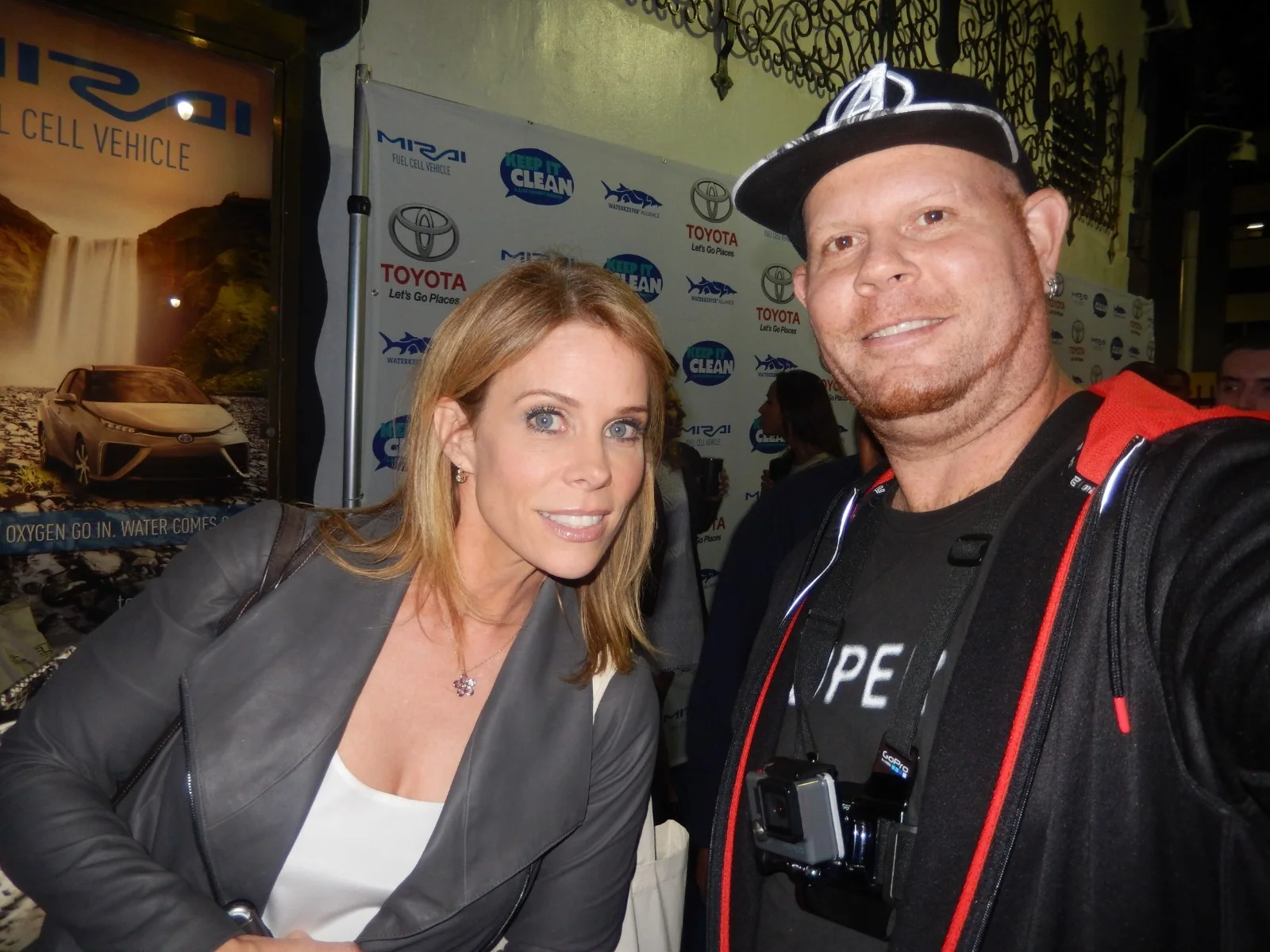CHERYL HINES — Cheryl Hines Curb Your Enthusiasm matted signed index card with photo 11x17 #1, изображение 4