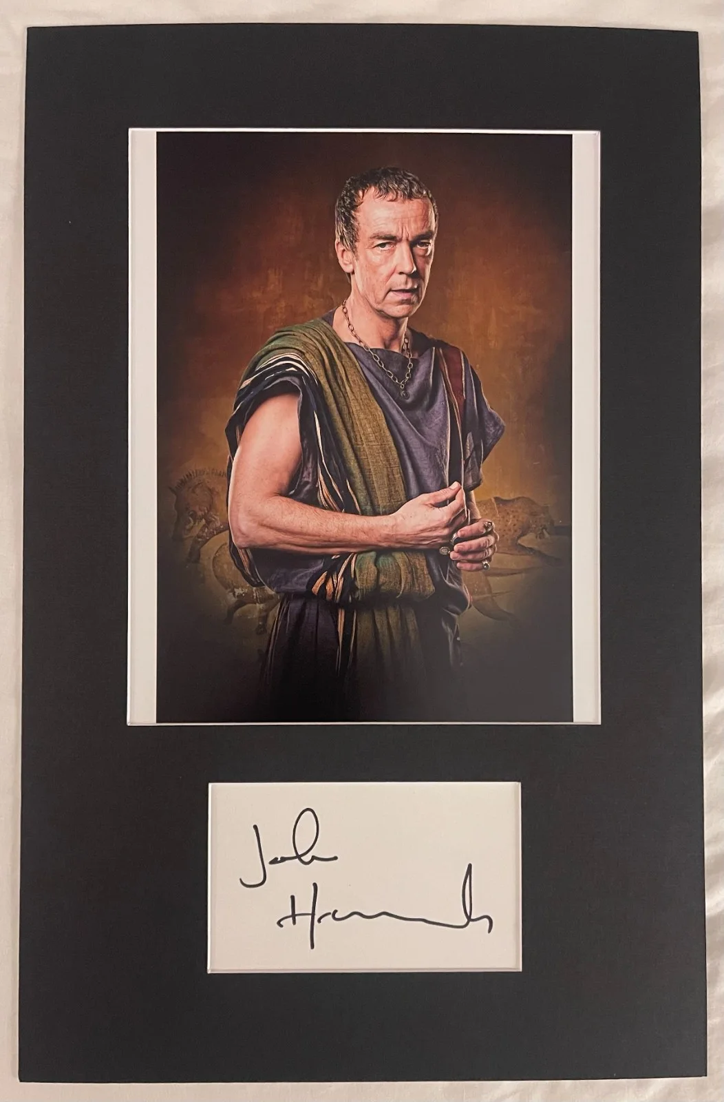 JOHN HANNAH — John Hannah Spartacus matted signed index card with photo 11x17 #1 Batiatus