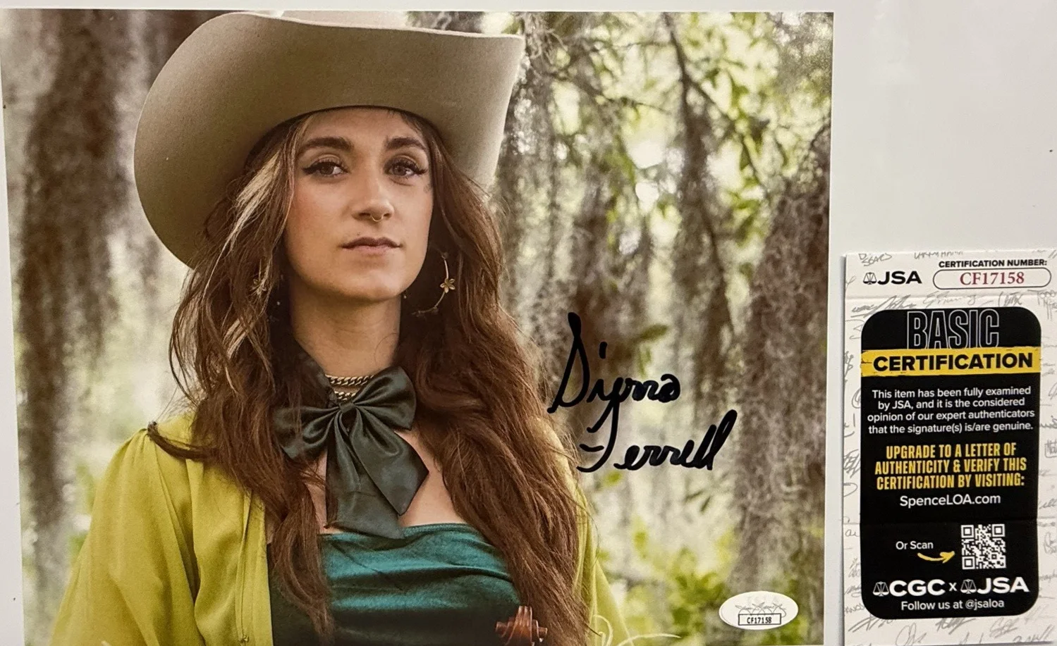 Sierra Ferrell Signed 8x10 Photo Autographed Americana Bluegrass Artist JSA COA, изображение 4