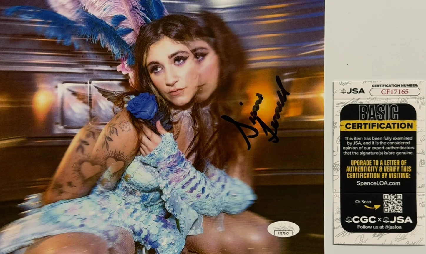 Sierra Ferrell Signed 8x10 Photo Autographed Bluegrass Americana Artist JSA COA, изображение 3