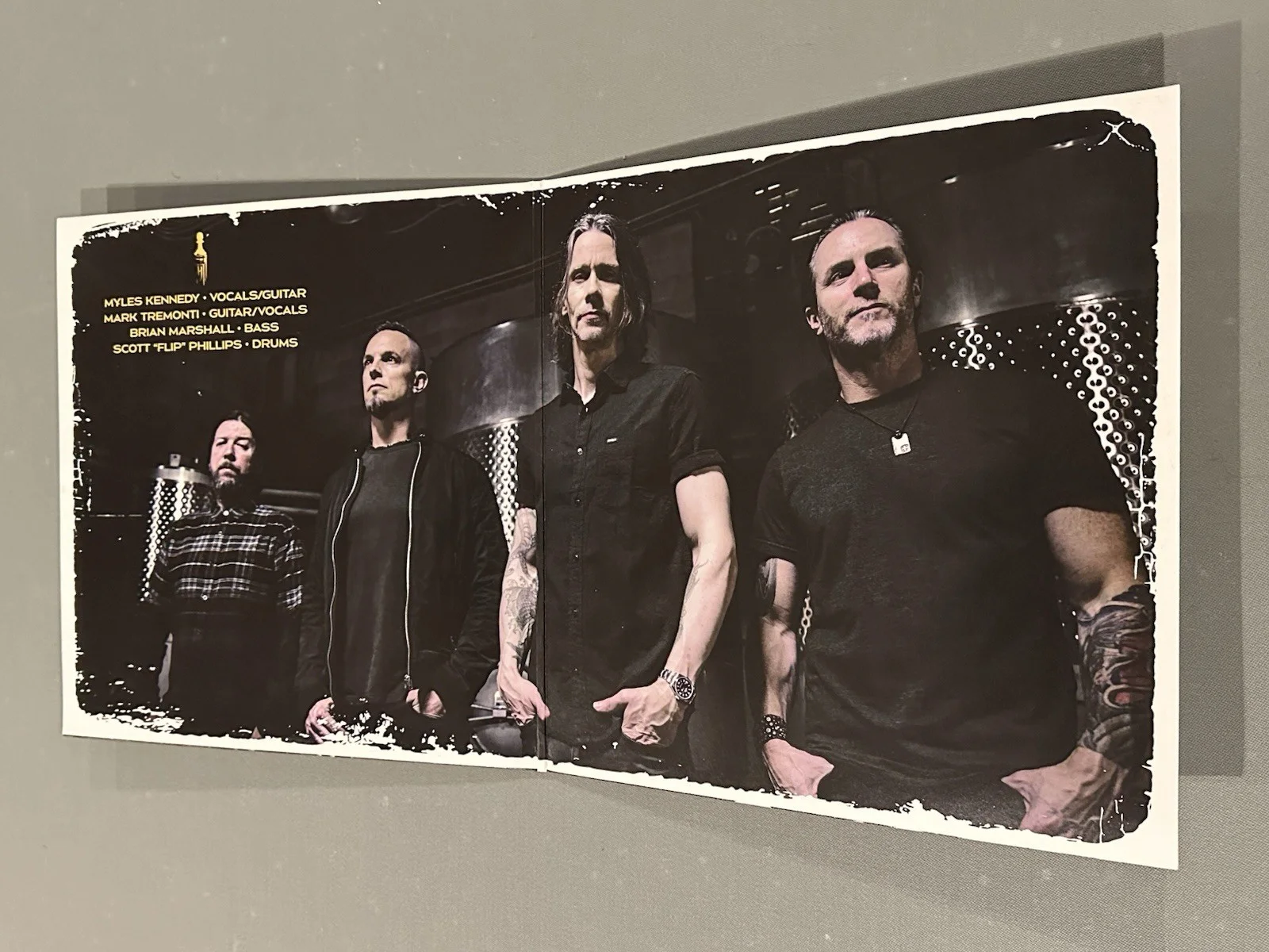 Alter Bridge Signed Pawns & Kings Yellow Colored Vinyl Record Myles +3 JSA COA, изображение 5