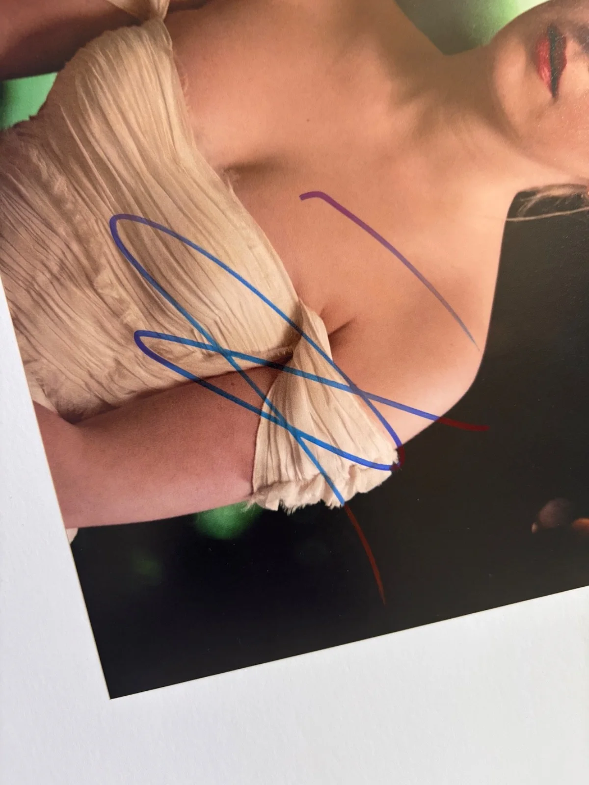 KIERNAN SHIPKA SIGNED SEXY 8X10 PHOTO CHILLING ADVENTURES OF SABRINA BAS P, изображение 2