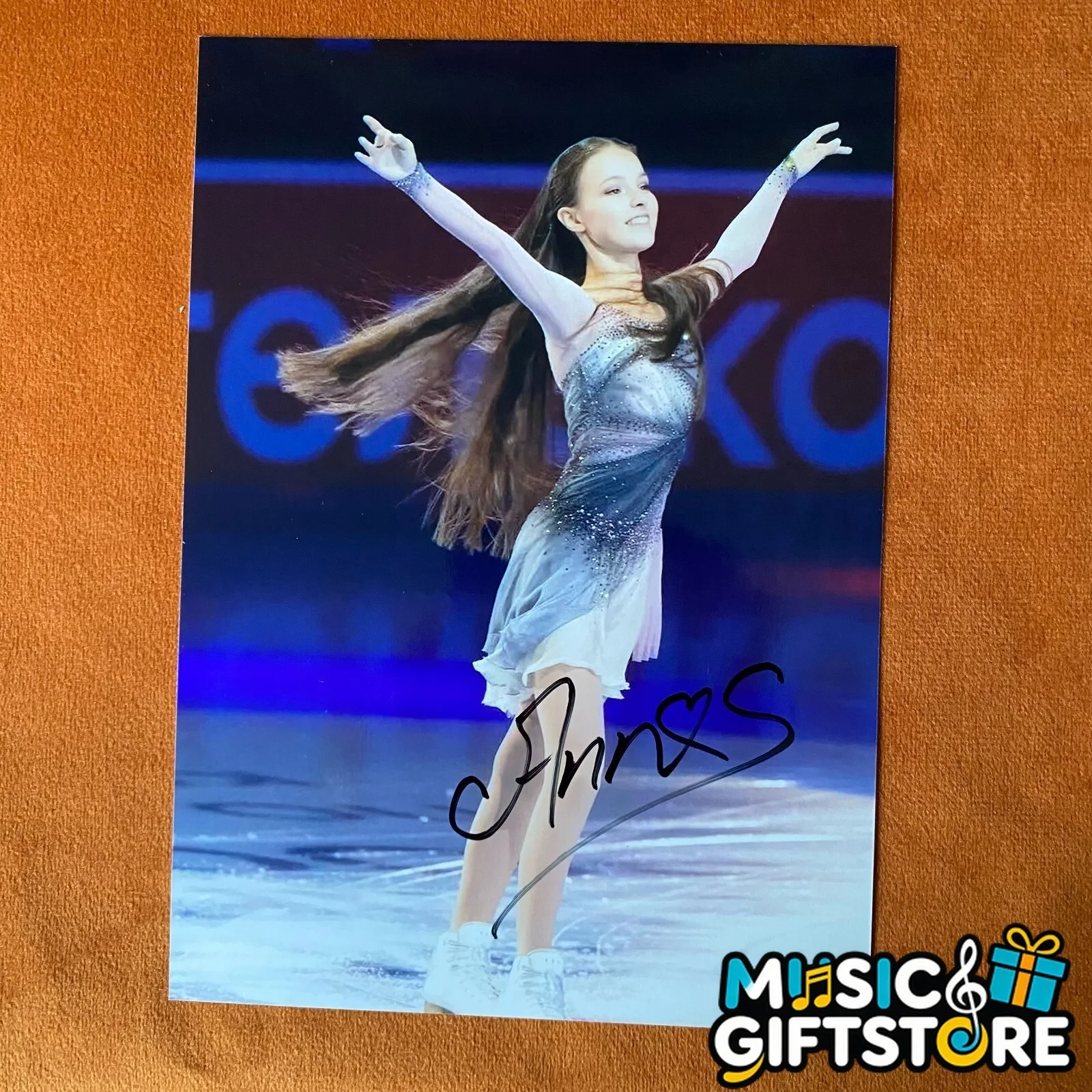 Anna Shcherbakova Ania Autographed Signed Photo Autographs figure skating 2024D, image 3
