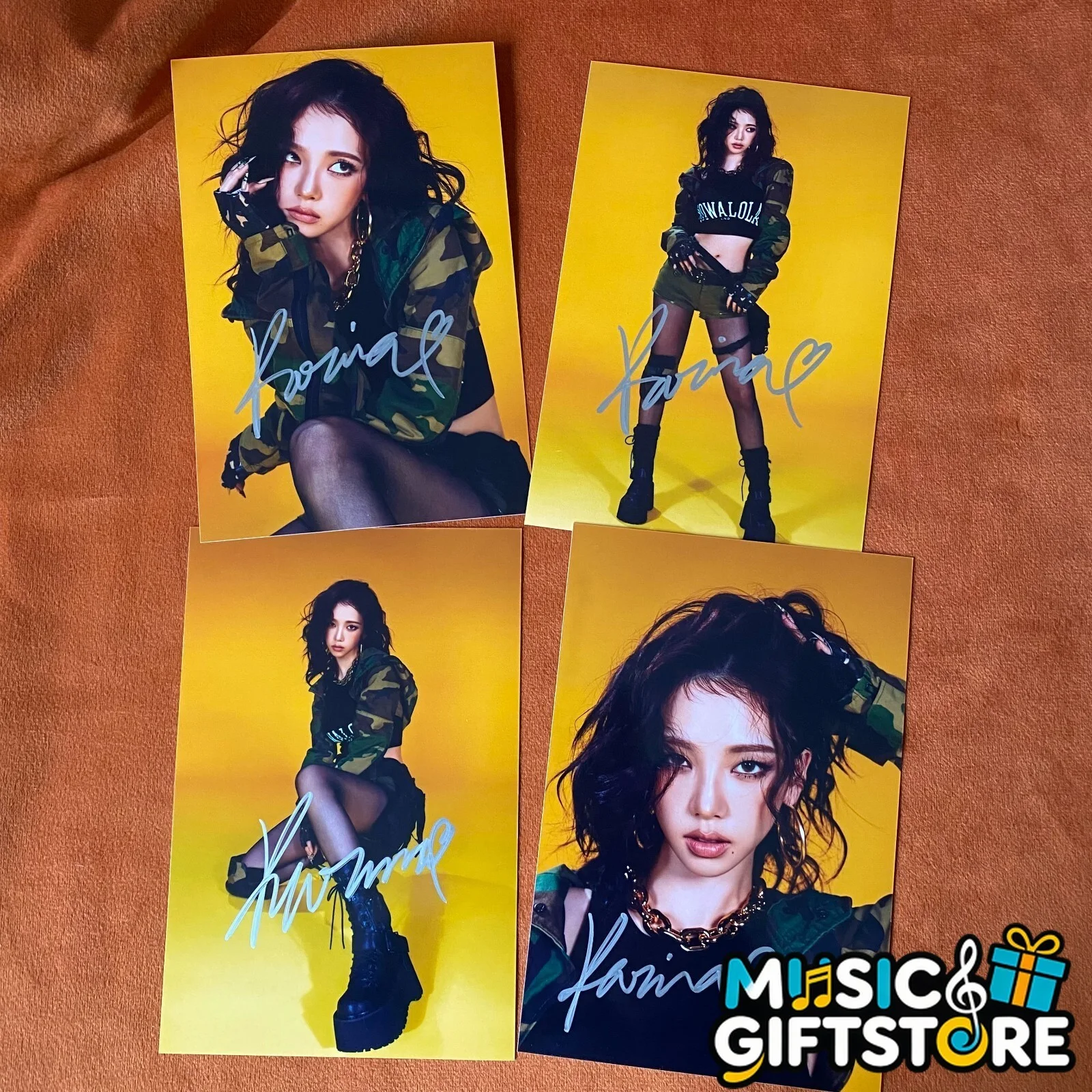 aespa KARINA Autographed Signed Photo Whiplash K-POP Collection 4*6 2024 #MUGS, image 2