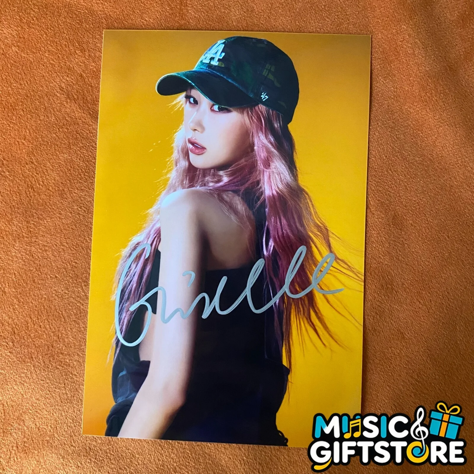 aespa GISELLE Autographed Signed Photo Whiplash K-POP Collection 4*6 2024 #MUGS, изображение 5