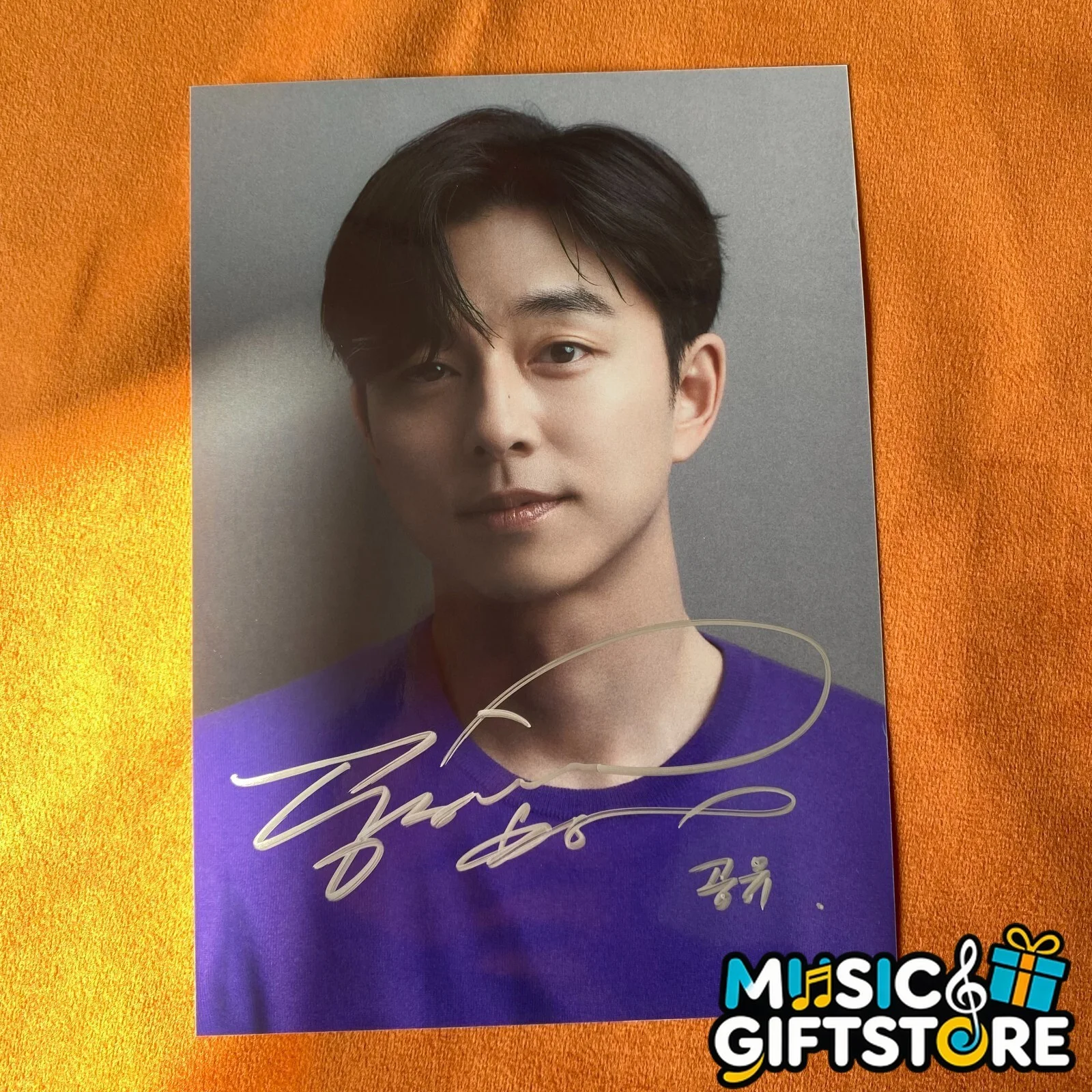 Gong Yoo Autographed Signed Photo 4*6 K-POP Collection GIFTS rare 2024 #MUGS, изображение 5