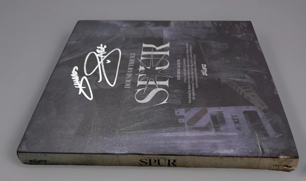 SIGNED ~ XIKERS - HOUSE OF TRICKY: SPUR 5th Mini Album CD 2025, image 4