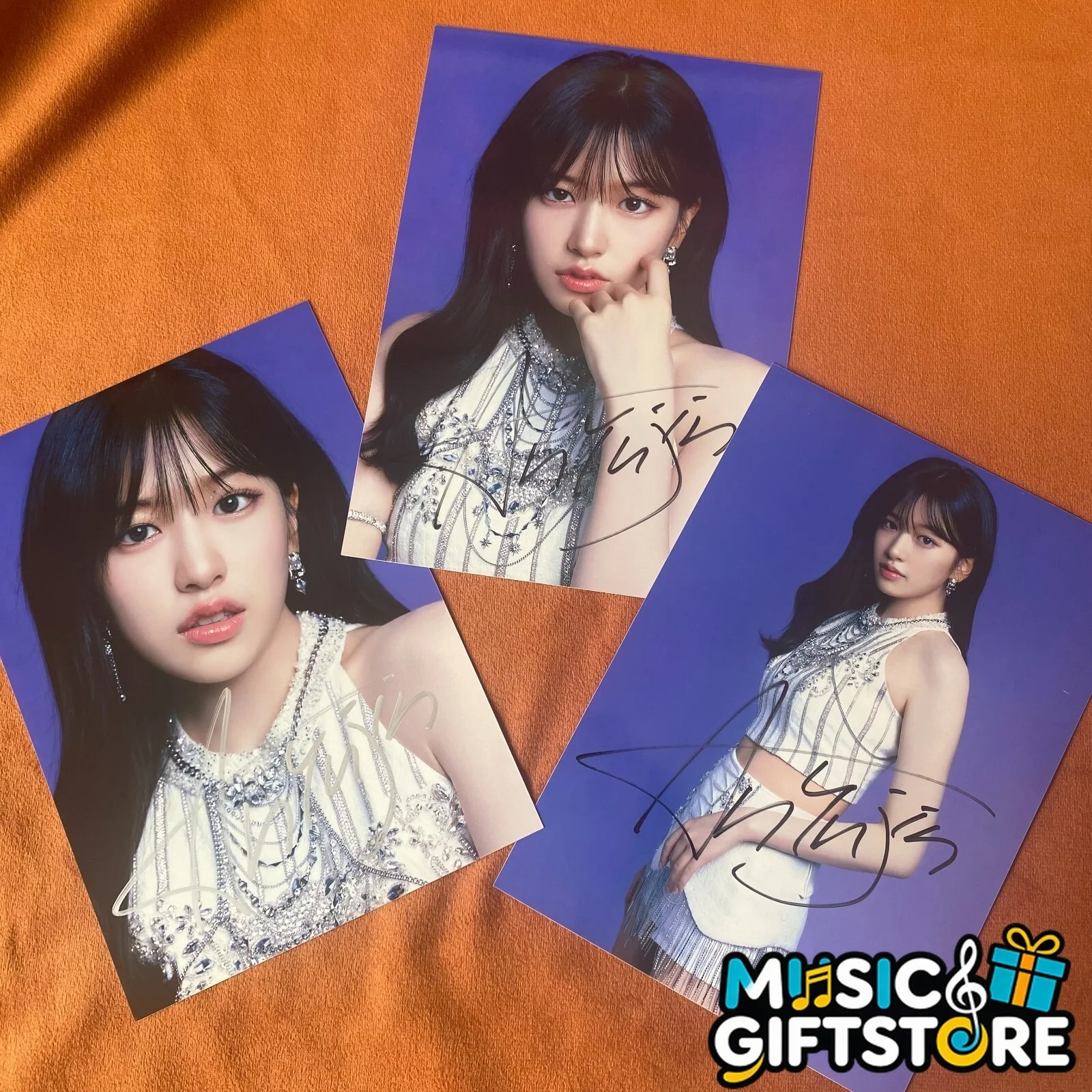 IVE An YuJin Autographed Signed Photo Autographs K-POP Collectibles 2024B #MUGS, изображение 2