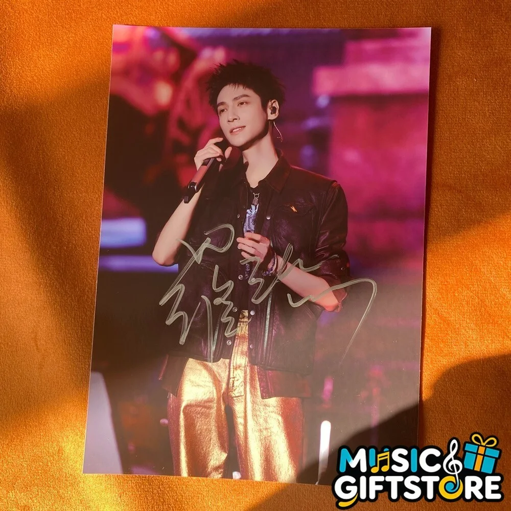 LUO YUNXI LEO Autographed Signed Photo 4*6 Collection 2024B #MUGS, image 5