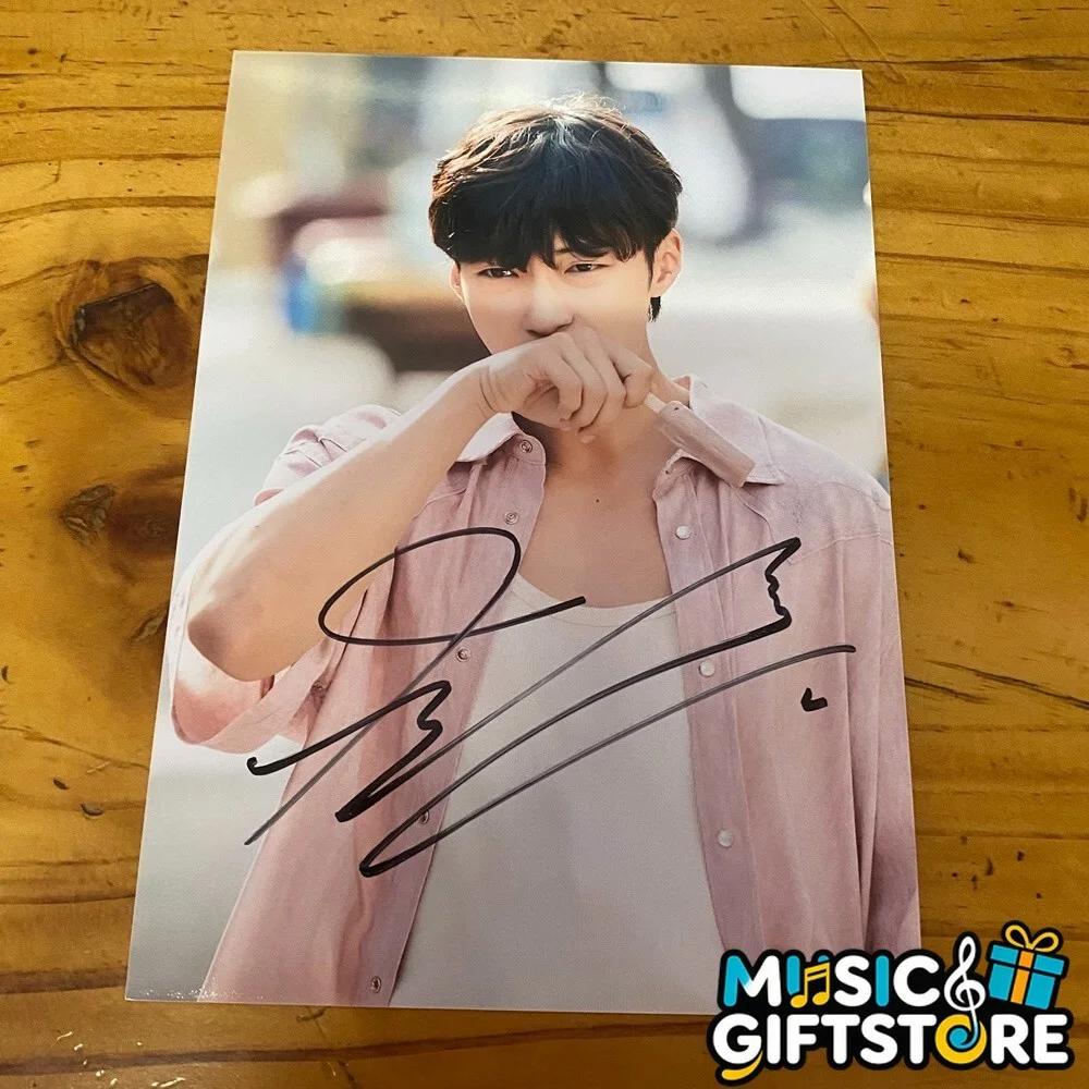 Mr.Plankton Woo Do-hwan Autographed Signed Photo Autographs 4*6 K-POP 2024 #MUGS, image 4