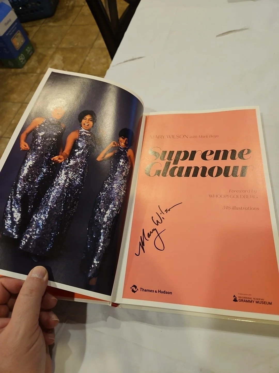 Mary Wilson SIGNED Supreme Glamour AUTOGRAPHED By Mary Wilson, изображение 5