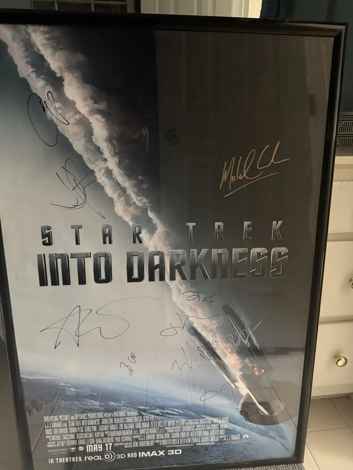 Chris Pine, Zachary Quinto, John Cho, Zoe Saldana, Karl Urban, Br — Star Trek Into Darkness Cast Signed Poster 27x40 JJ Abrams Chris Pine and more, изображение 2