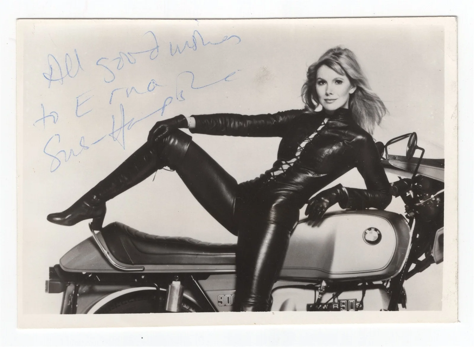 SUSAN HAMPSHIRE — SUSAN HAMPSHIRE Autographed 3x5 Photo PSA/DNA British Actress