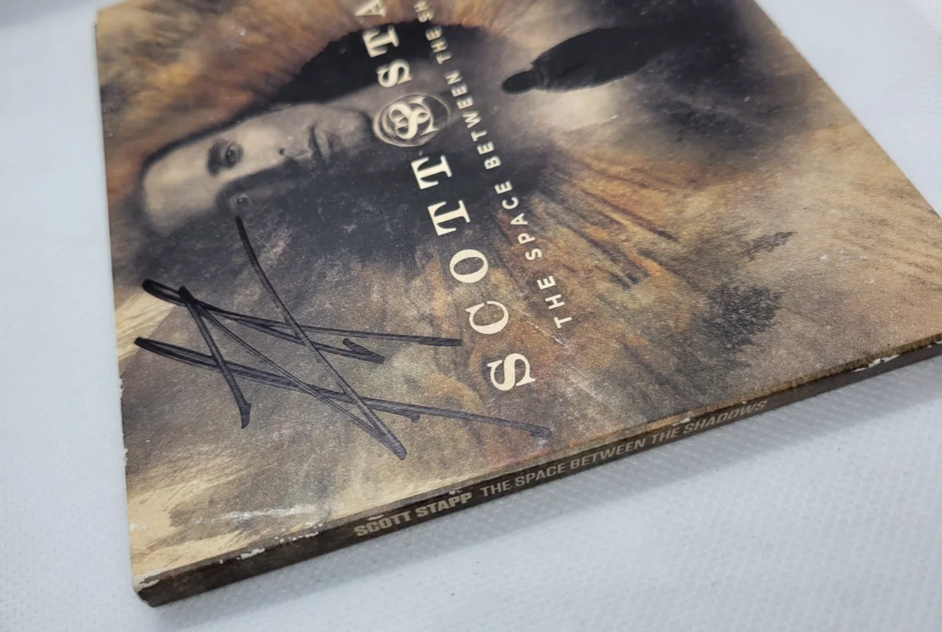 Scott Stapp – The Space Between The Shadows (CD, 2019) Signed/AUTOGRAPH CREED, image 4