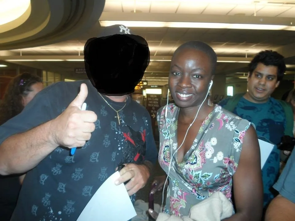 DANAI GURIRA — DANAI GURIRA (MICHONNE) THE WALKING DEAD AUTOGRAPHED/SIGNED 8X10 PHOTO--JSA CERT, image 4