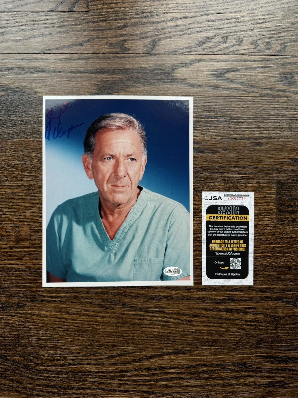 Jack Klugman Quincy, M.E. Signed 8x10 JSA Certified Authentic, image 3