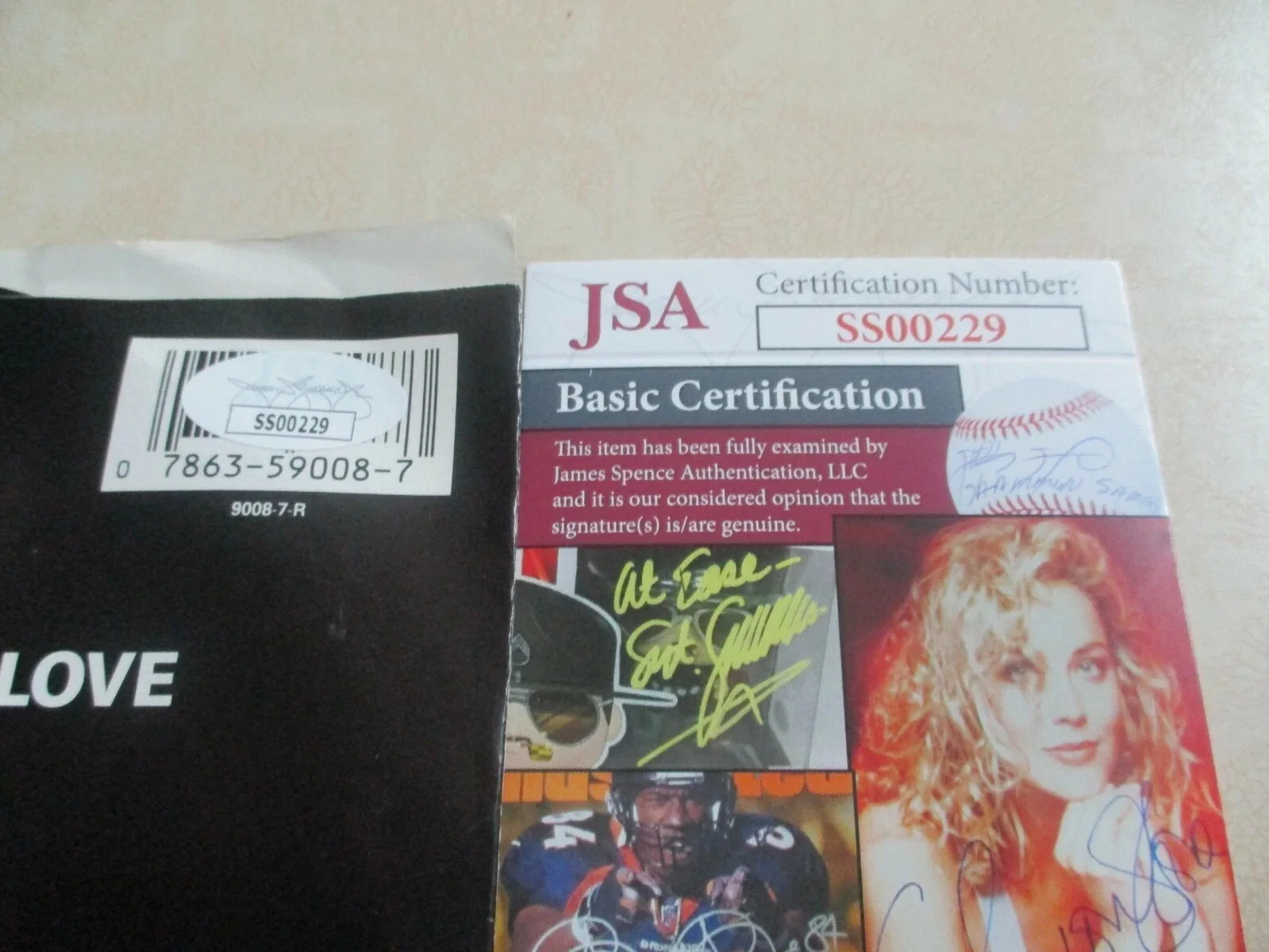 LITA FORD (THE RUNAWAYS) JSA CERTIFIED AUTHENTIC AUTOGRAPHED/SIGNED VINYL 45 #2, image 4