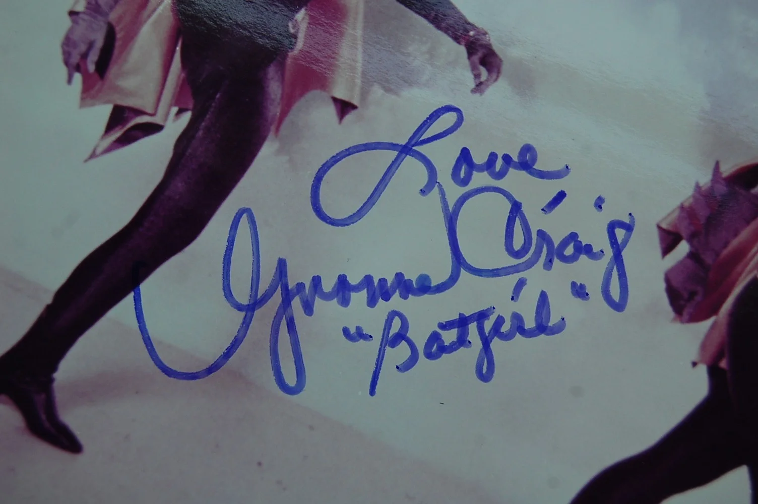 Yvonne Craig — Yvonne Craig, HAND SIGNED IN PERSON 8x10 Photo, Autographed, Batgirl, Batman, изображение 2