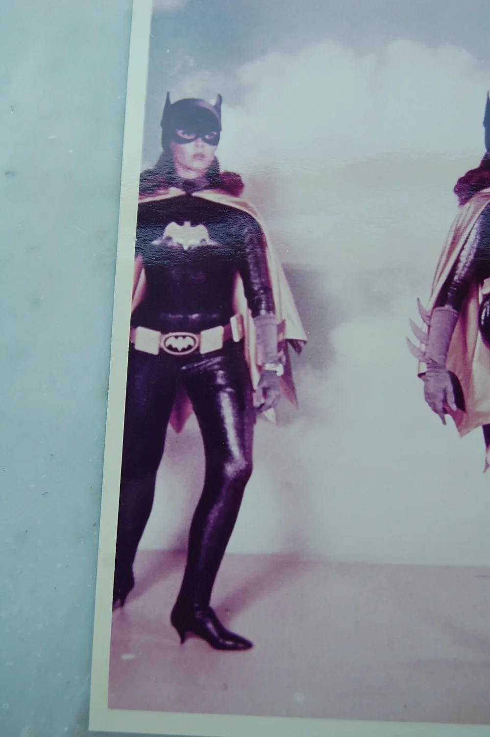 Yvonne Craig — Yvonne Craig, HAND SIGNED IN PERSON 8x10 Photo, Autographed, Batgirl, Batman, изображение 5