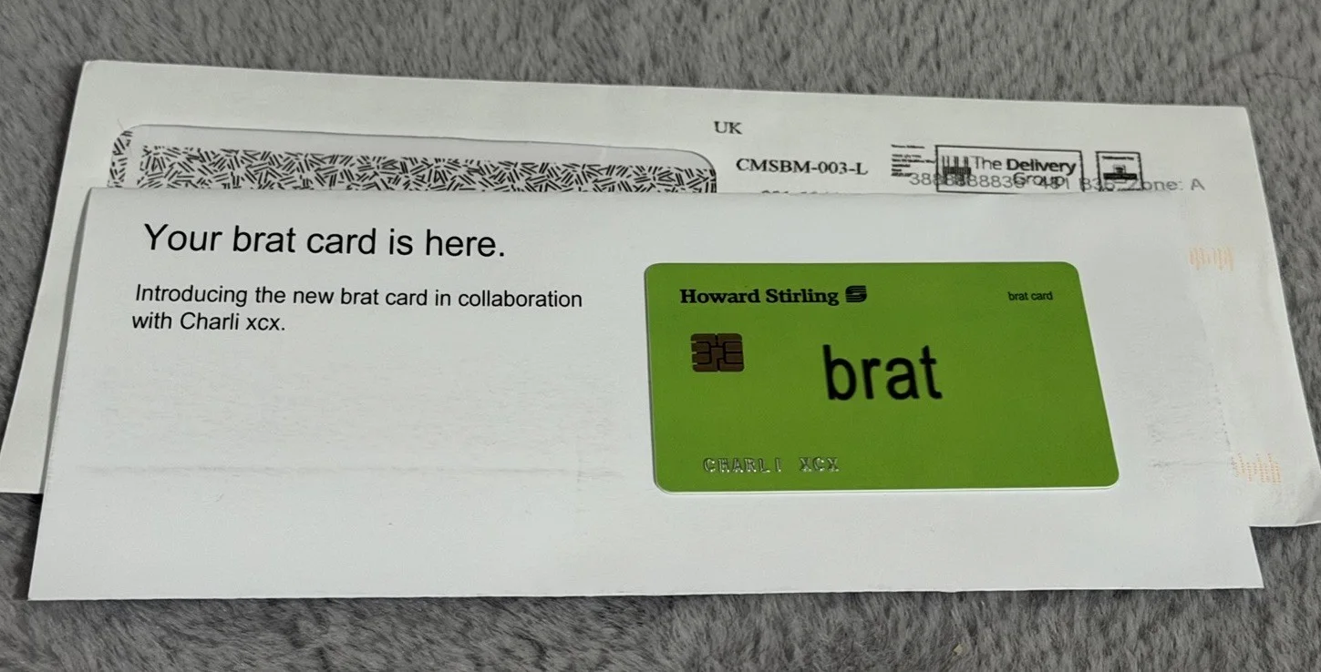 THE MOMENT Howard Stirling “CHARLI XCX” brat credit card A24 Promo Sold Out, изображение 4