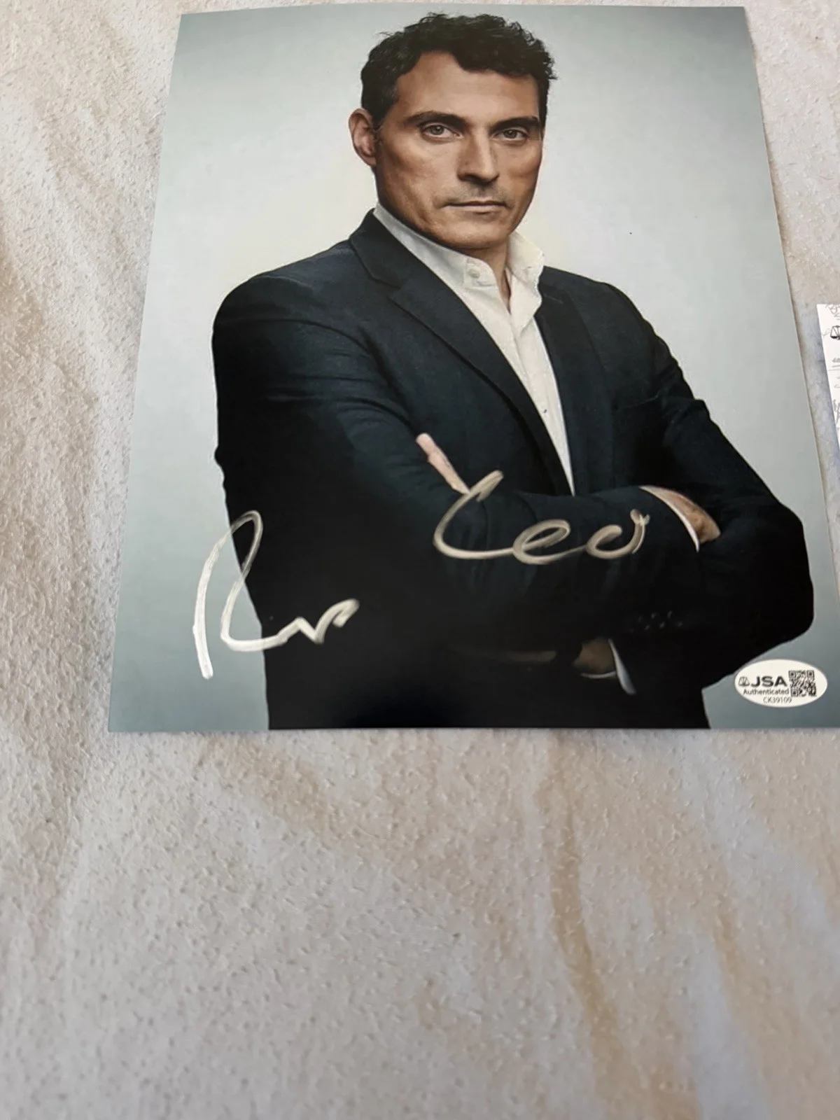 Rufus Sewell — Rufus Sewell Signed Autographed 8x10 Photo A Knight’s Tale Actor w/ JSA COA, image 2