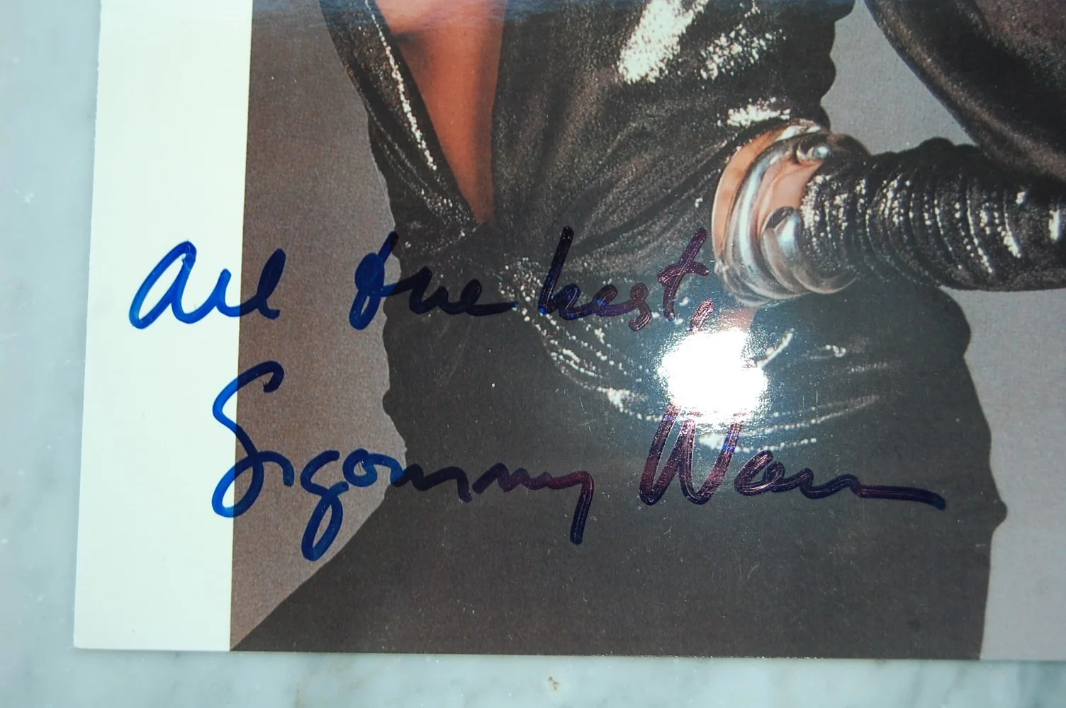 Sigourney Weaver — SIGOURNEY WEAVER Signed Autographed 8x10 Photo from ALIEN…with CoA, изображение 3