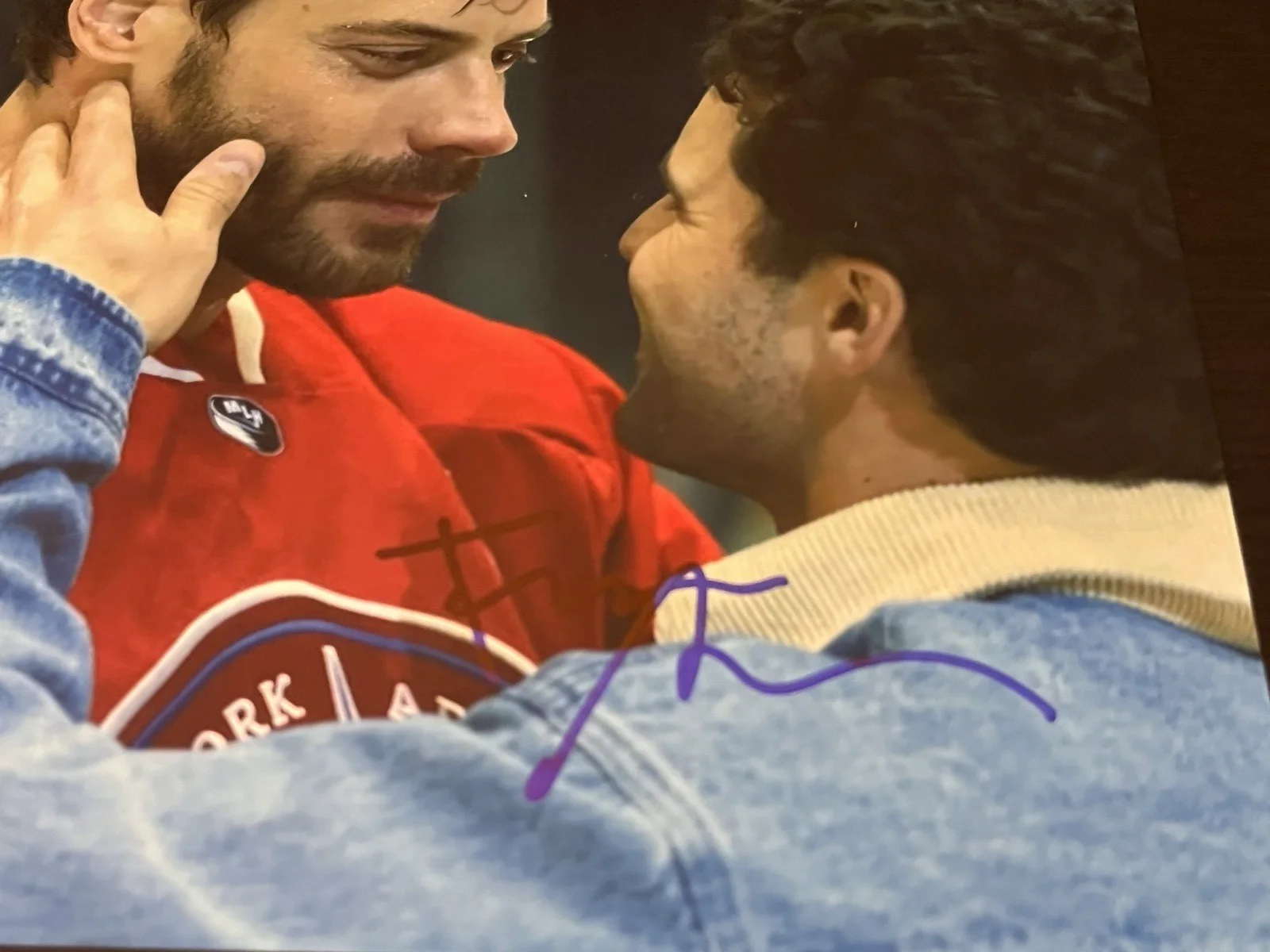 FRANCOIS ARNAUD — FRANCOIS ARNAUD SIGNED HEATED RIVALRY 8X10 PHOTO AUTOGRAPH COA ROMANTIC GAY INT, изображение 2