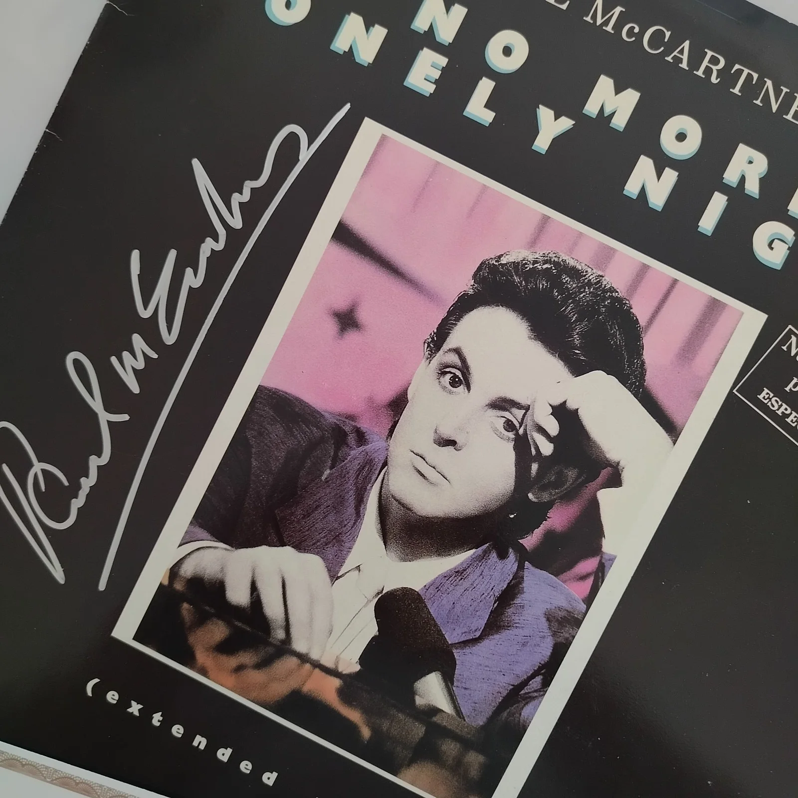 Paul McCartney Signed "No More Lonely Nights" Album Cover + COA, image 2