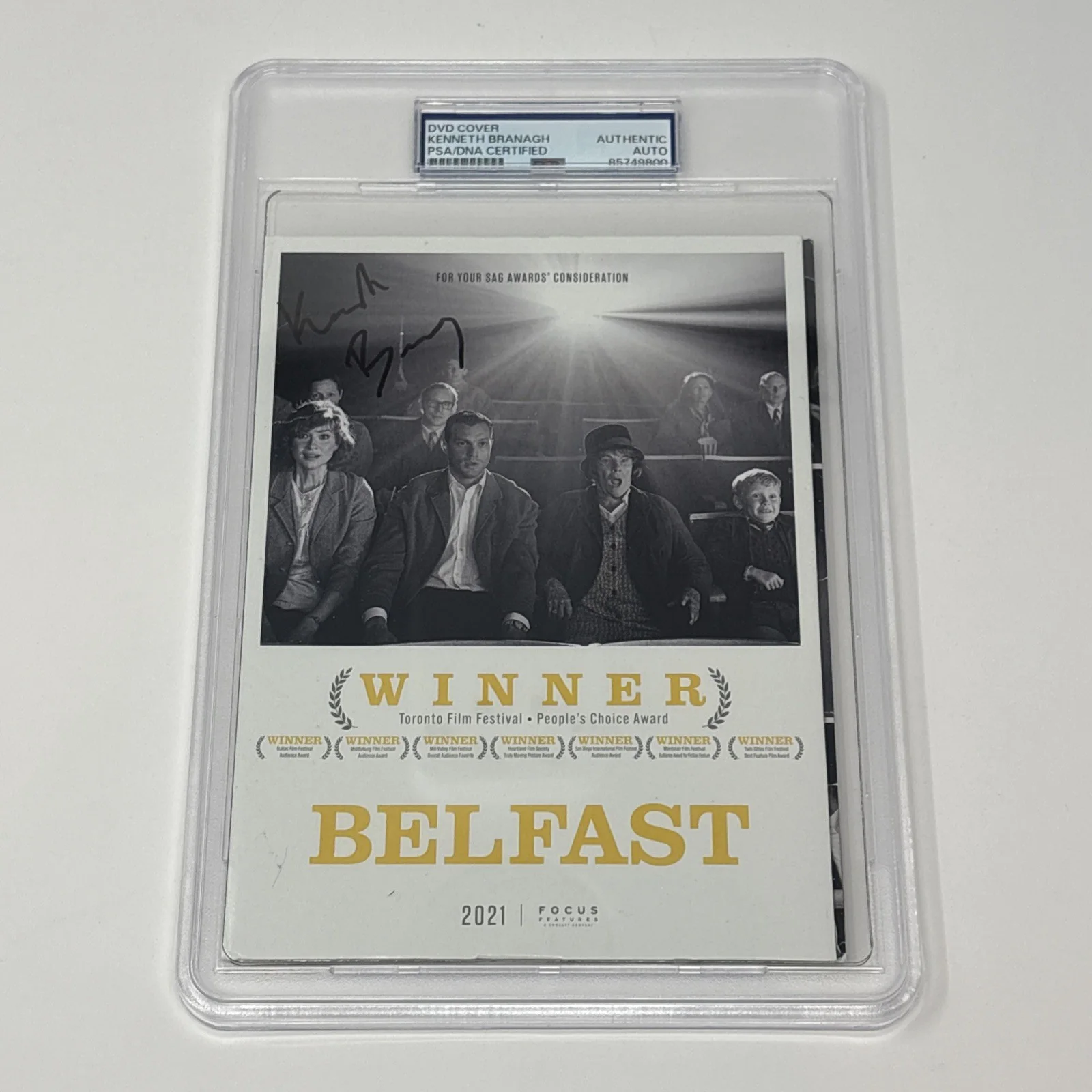 KENNETH BRANAGH — KENNETH BRANAGH SIGNED AUTOGRAPH "BELFAST" FYC SAG DVD COVER PSA/DNA